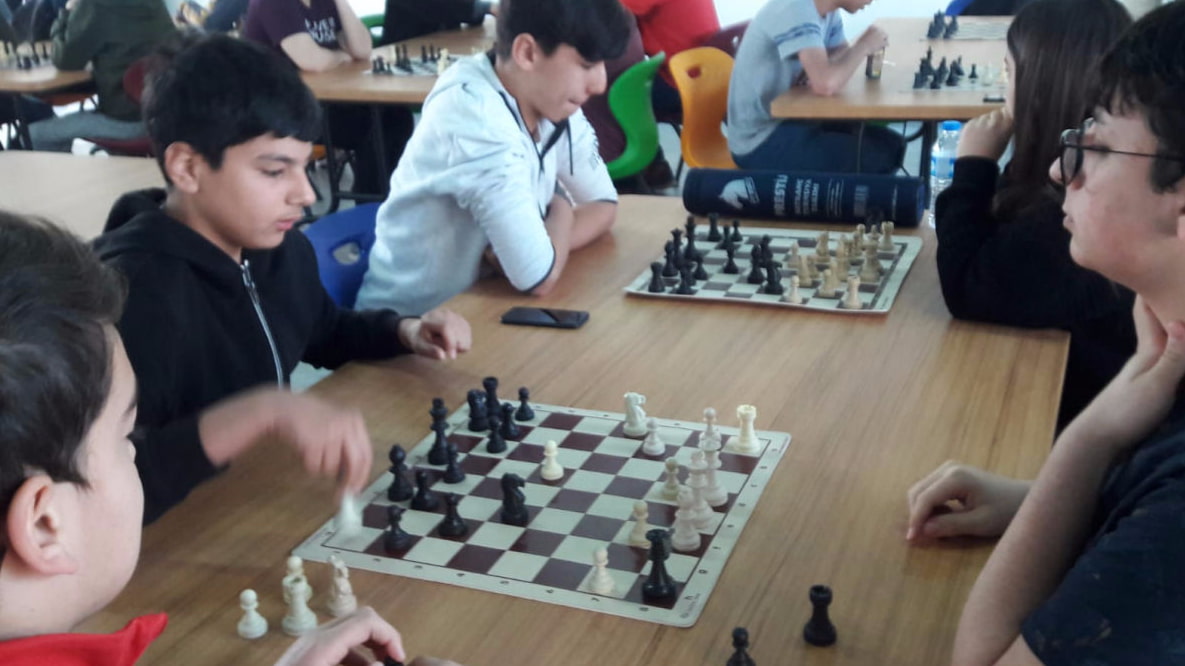 Satran Turnuvamz balad